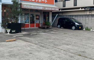 明石受付センター駐車場